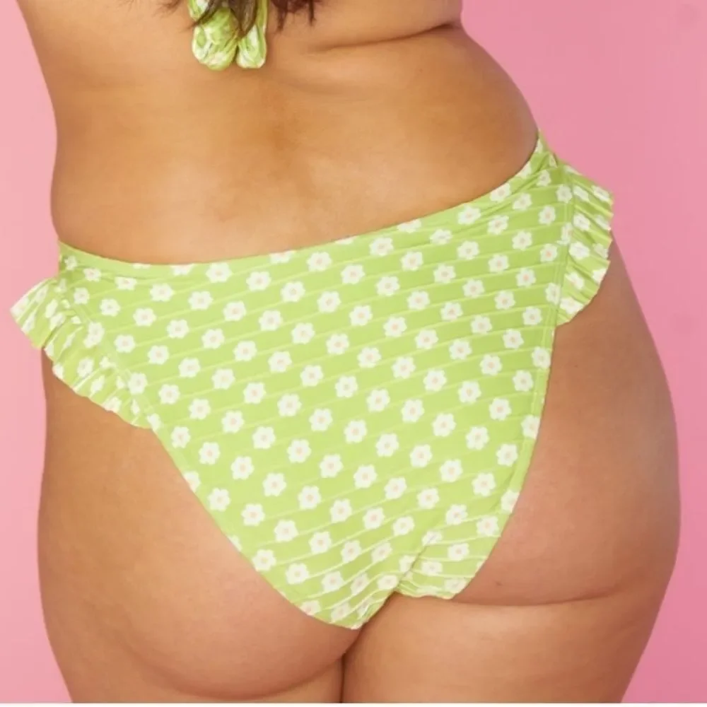Green Floral Bikini Bottoms Show Me Your Mumu XL NWOT